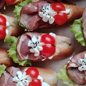 Брускетты с вяленой шеей