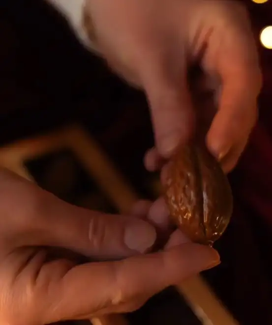 Конфеты «Орешек» с карамелью и пеканом, 12 шт. фото 3