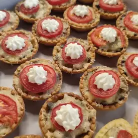 Тарталетка с жульеном