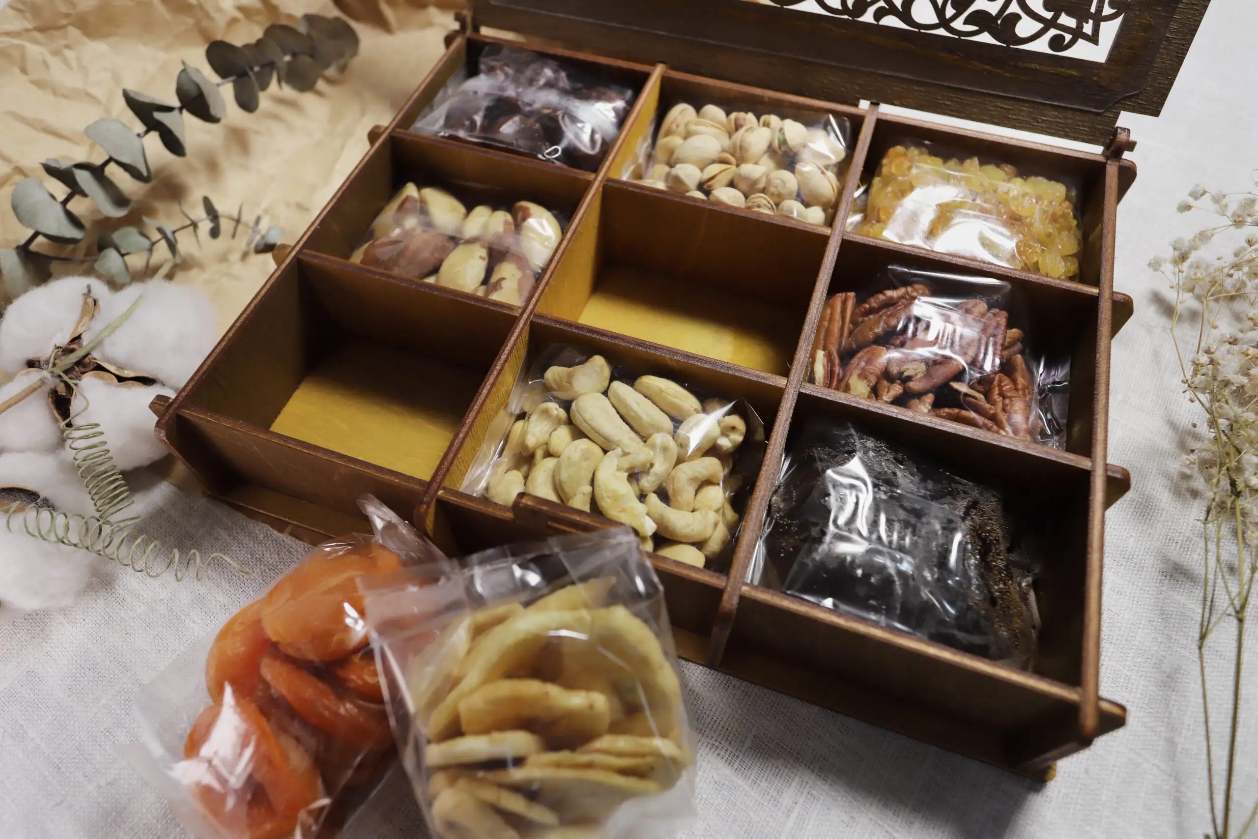 Набор в деревянной коробке «Книга сюрприз» фото 3