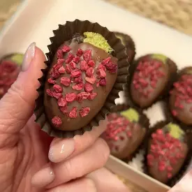 Финики с дубайской начинкой, 10 шт.