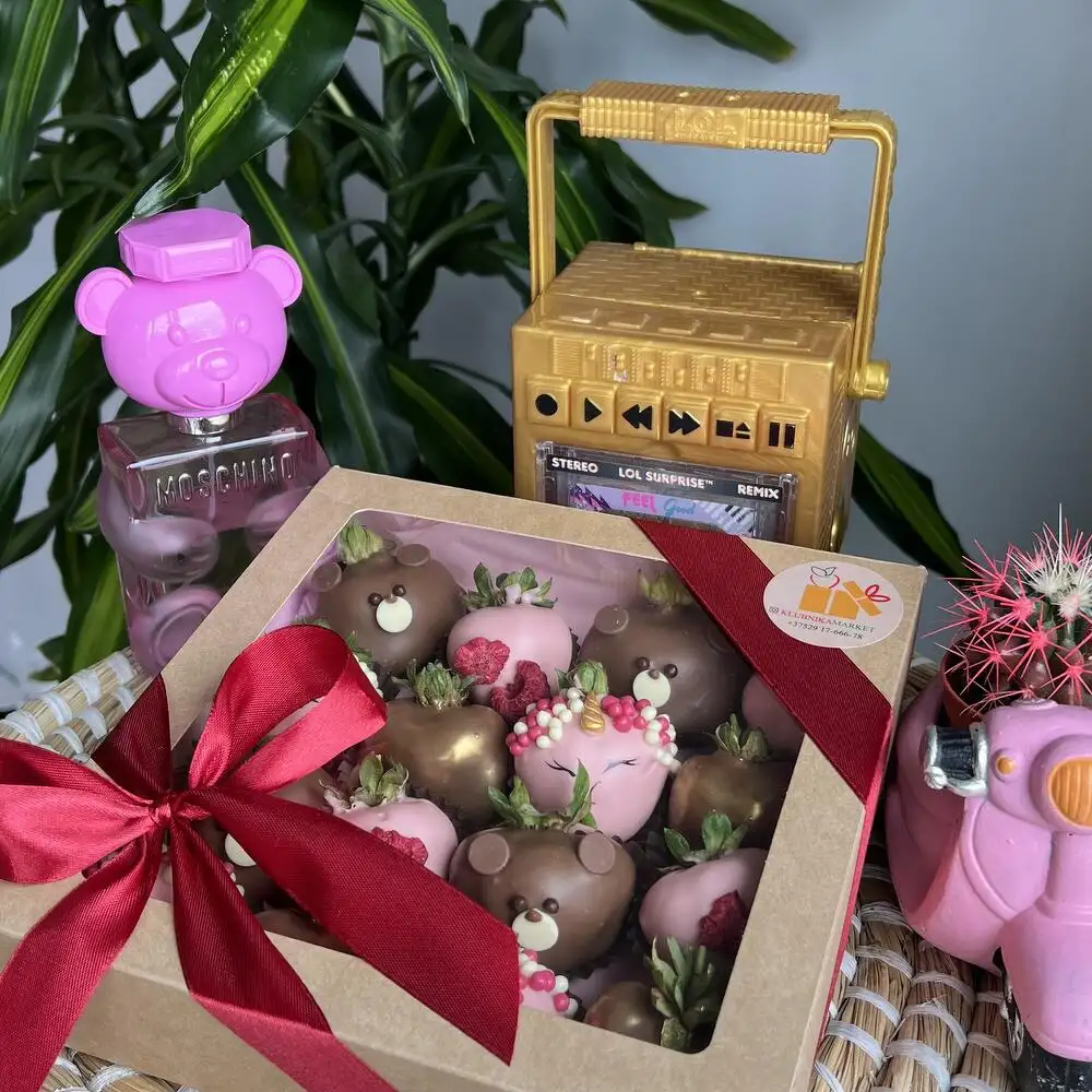 Клубника в шоколаде «Единороги-Мишки», 16 шт. фото 3