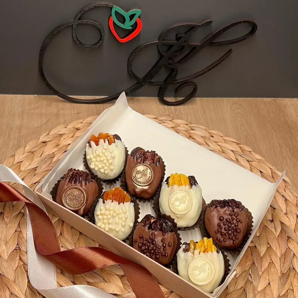 Финики в шоколаде, 8 шт. фото 1