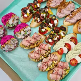 Брускетты в ассортименте