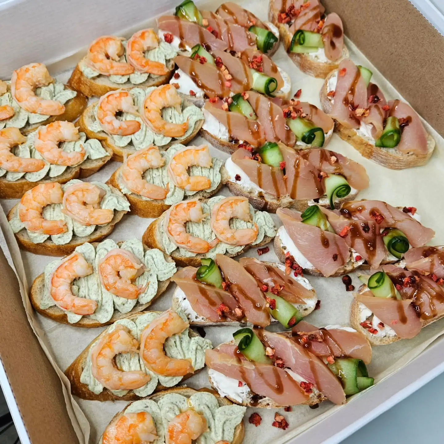 Брускетты в ассортименте фото 2