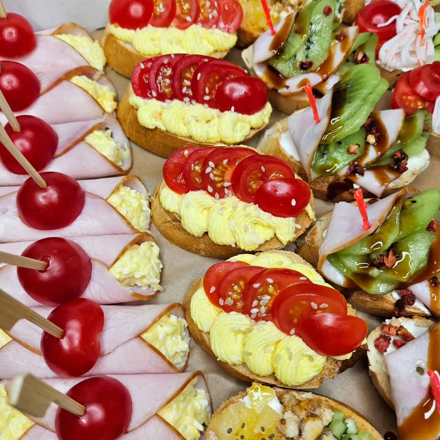 Брускетта с паштетом из форели фото 2