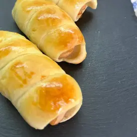 Мини-сосиска в тесте