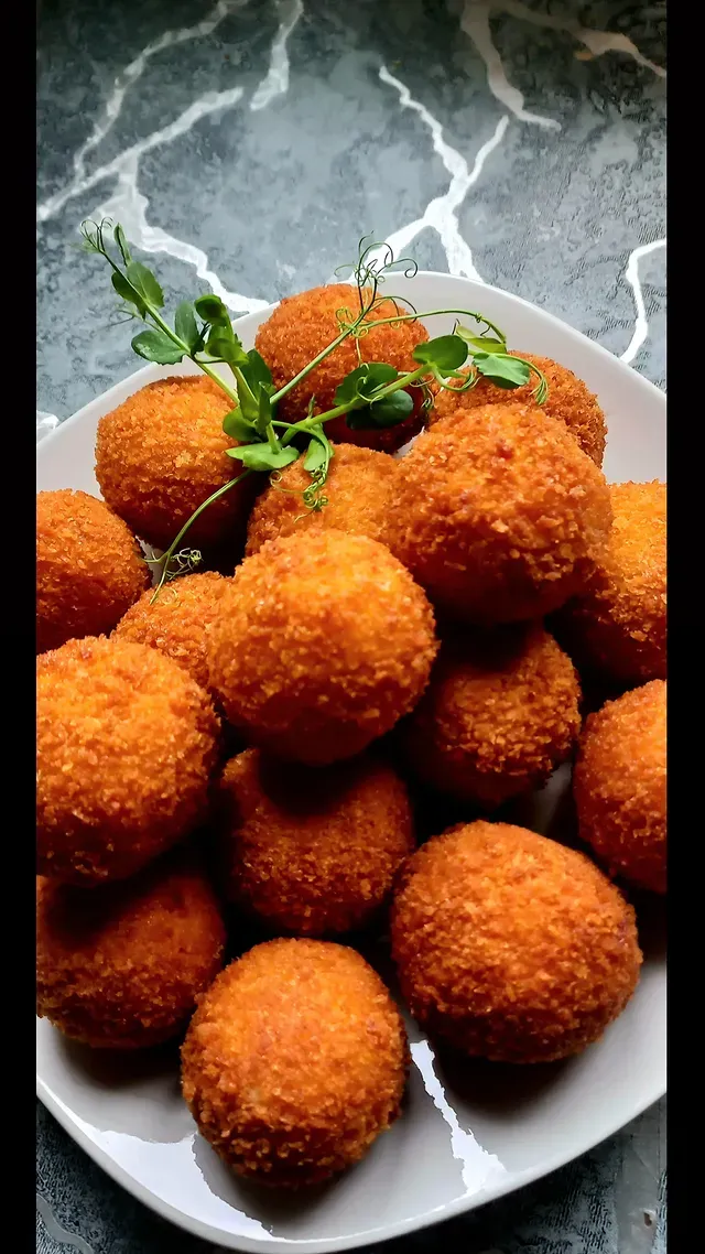 Картофельные шарики в панировке, 1кг.