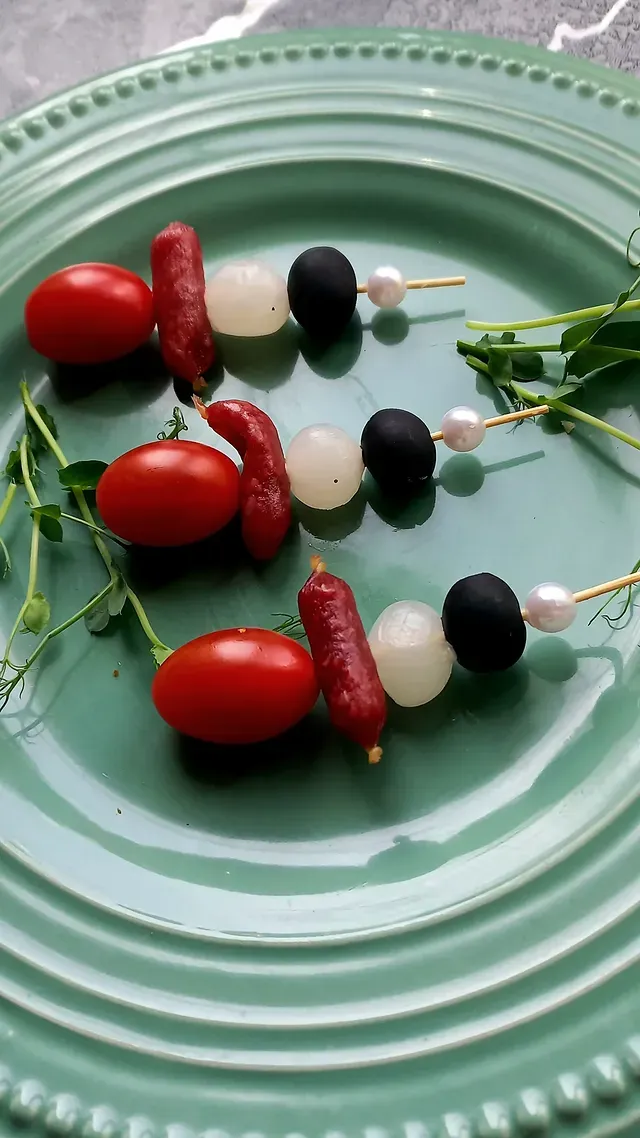 Канапе вертикальные в ассортименте фото 3