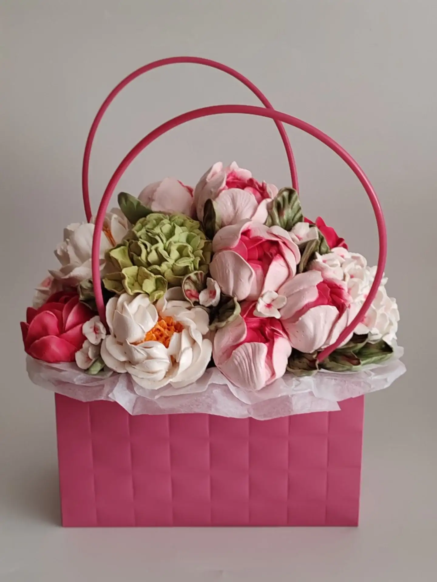 Букет из зефира в сумочке фото 2