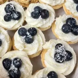 Тарталетки сладкие с ягодами (фруктами)