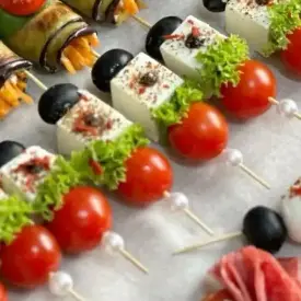 Канапе с сыром Фета