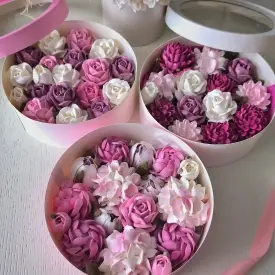 Коробочки с зефирными цветами, 20 см