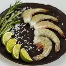 Креветки ваннамей 16/20 морож., без головы в панцире, 0.5 кг