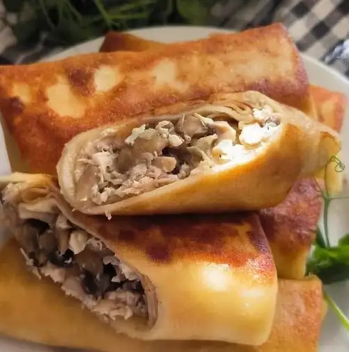 Блинчики с курицей и грибами