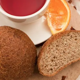 Булочка с цукатами, 120 г.