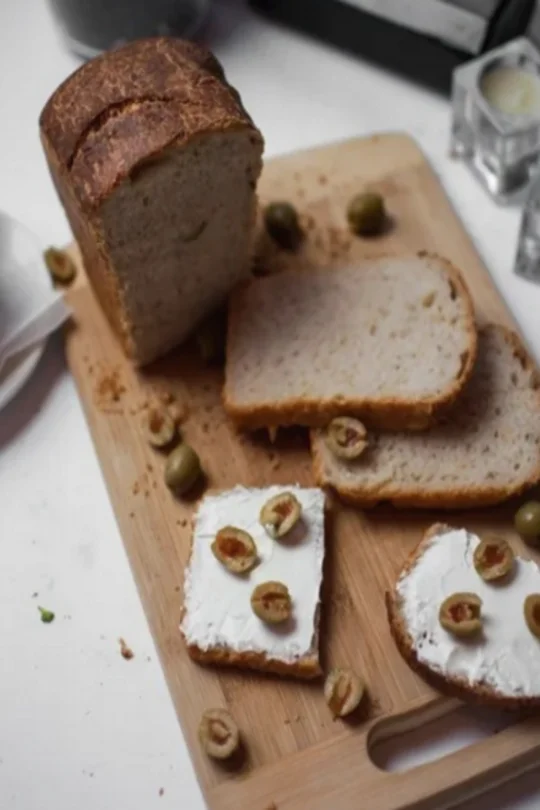 Итальянский хлеб (пармезан/оливки), 370 г.