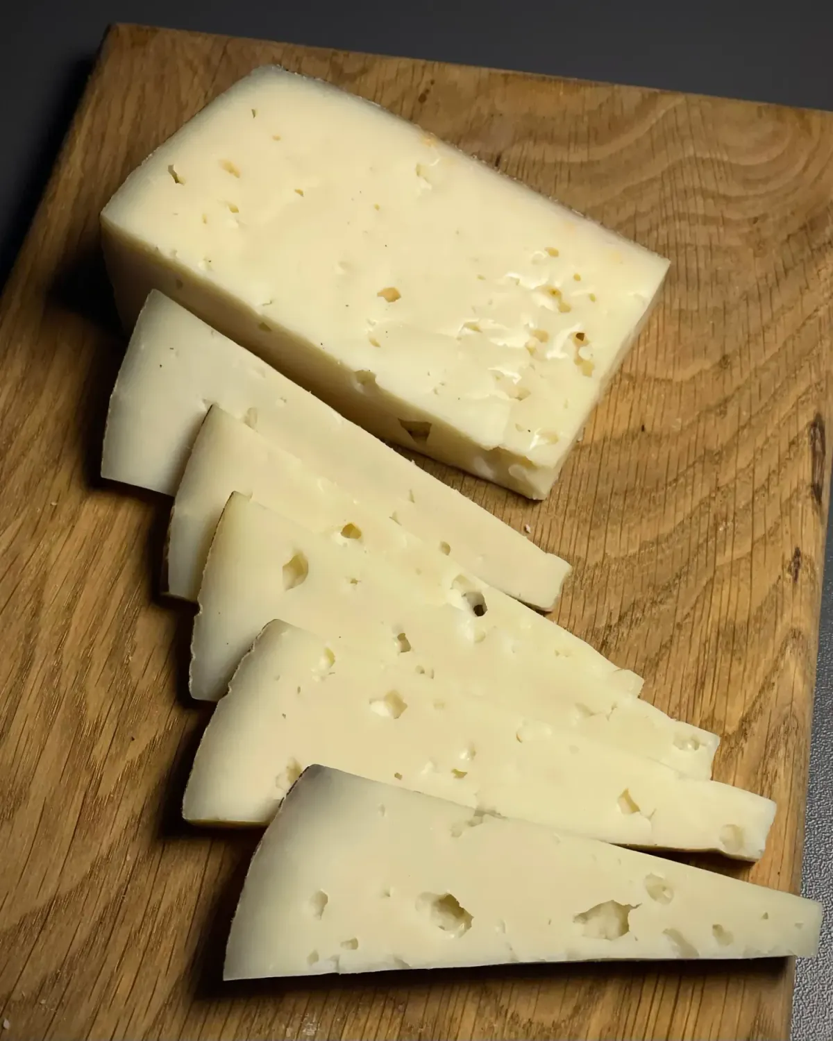 Козий сыр полутвердый "Кабра Аль Вино" фото 6