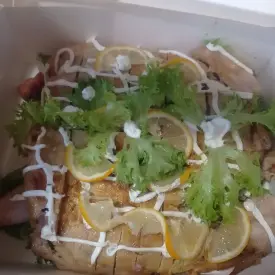 Курица, фаршированная грибами и блинами