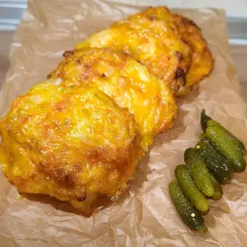 Рыба с овощами под сырной шапочкой