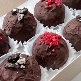 Сырные конфеты, 4 шт. в ассортименте