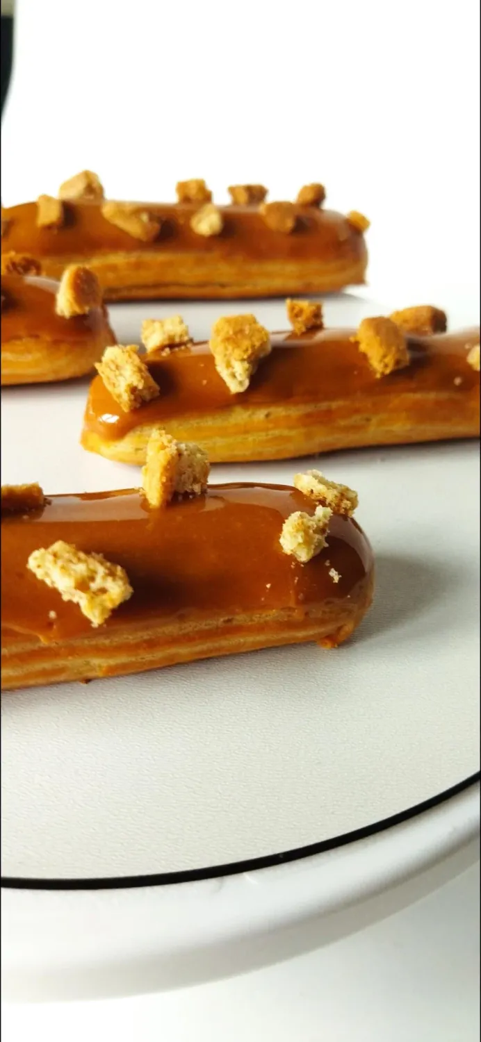 Эклер "Карамельный с печеньем", 5 шт фото 2