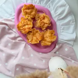 Корзиночки с ветчиной, томатом и перцем