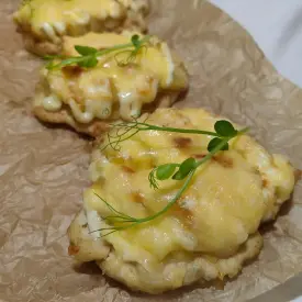 Филе птицы с ананасом