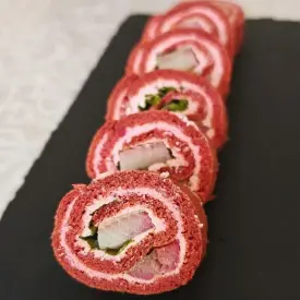 Рулет из свеклы с сельдью