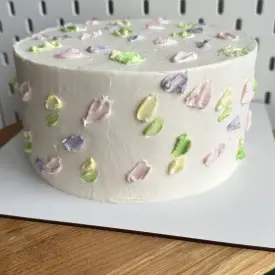 Торт «Молочная девочка»