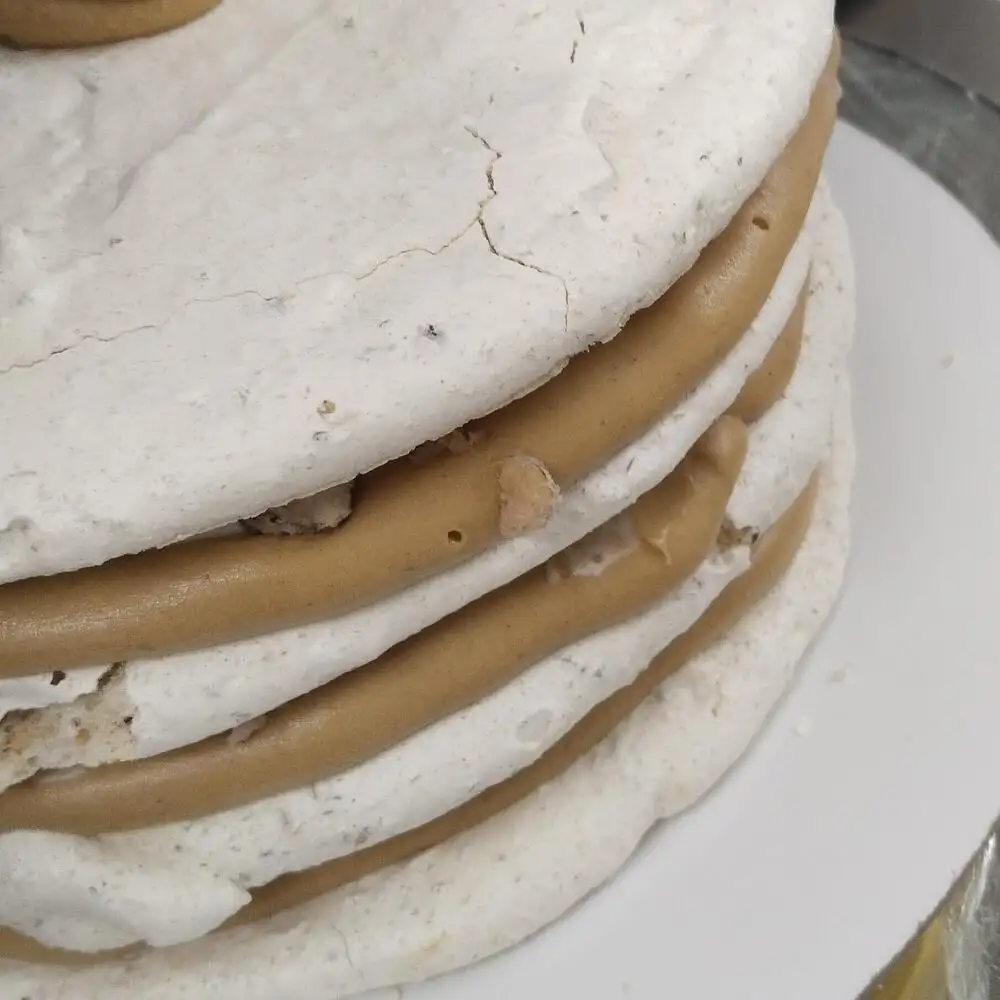 Торт «Безе с фундуком» фото 2