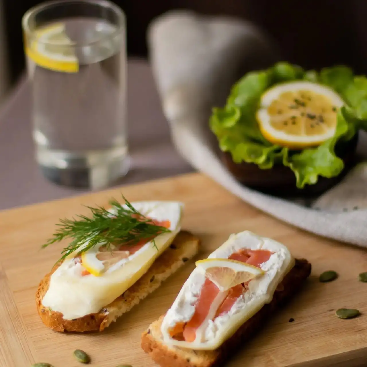 Рулет сырный с форелью, 250 г фото 4