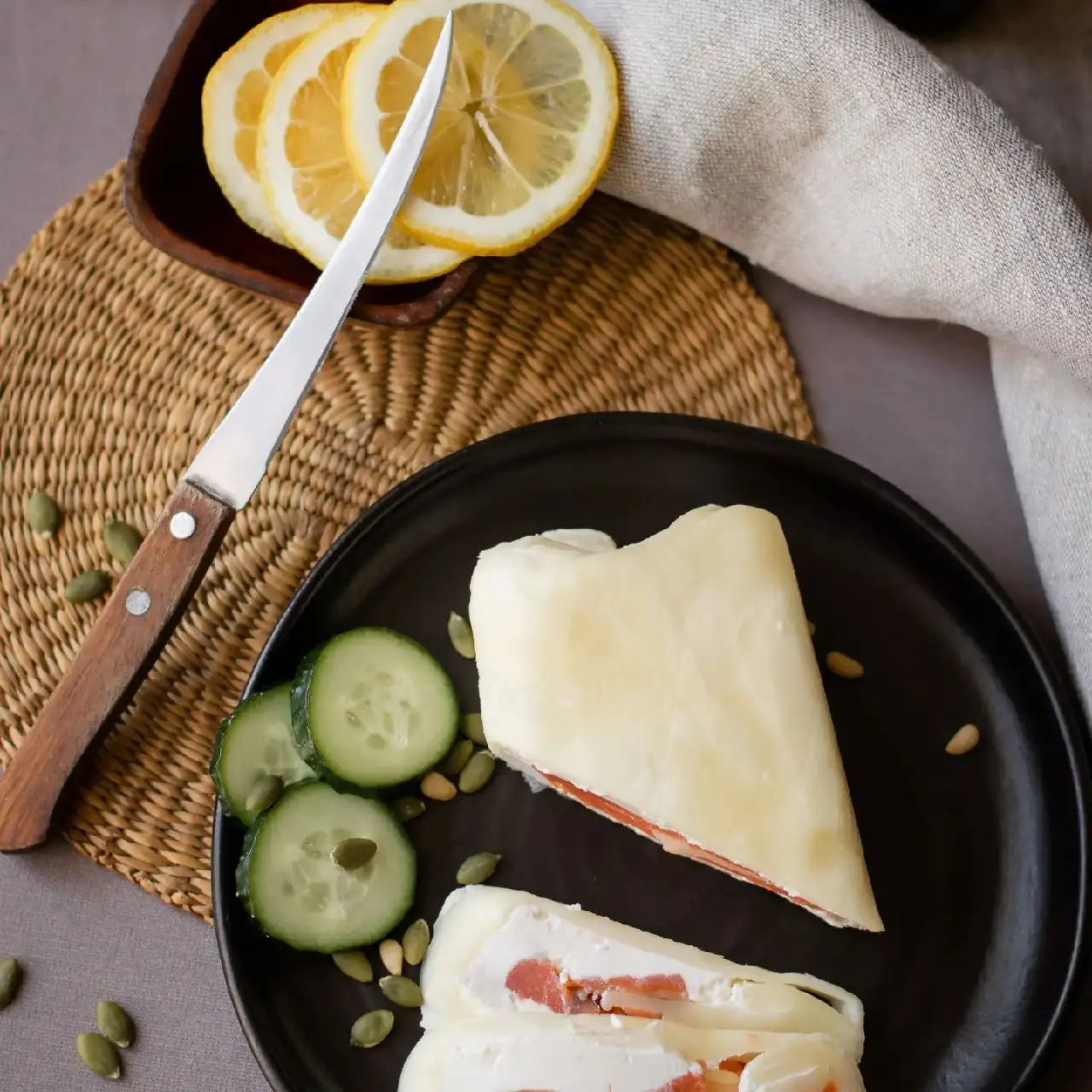 Рулет сырный с форелью, 250 г фото 3