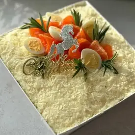 Салат с форелью