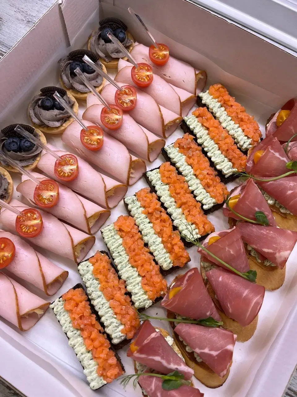 Бокс «Угощение»