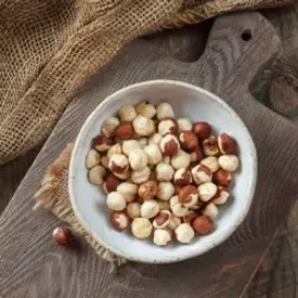 Фундук очищенный сырой