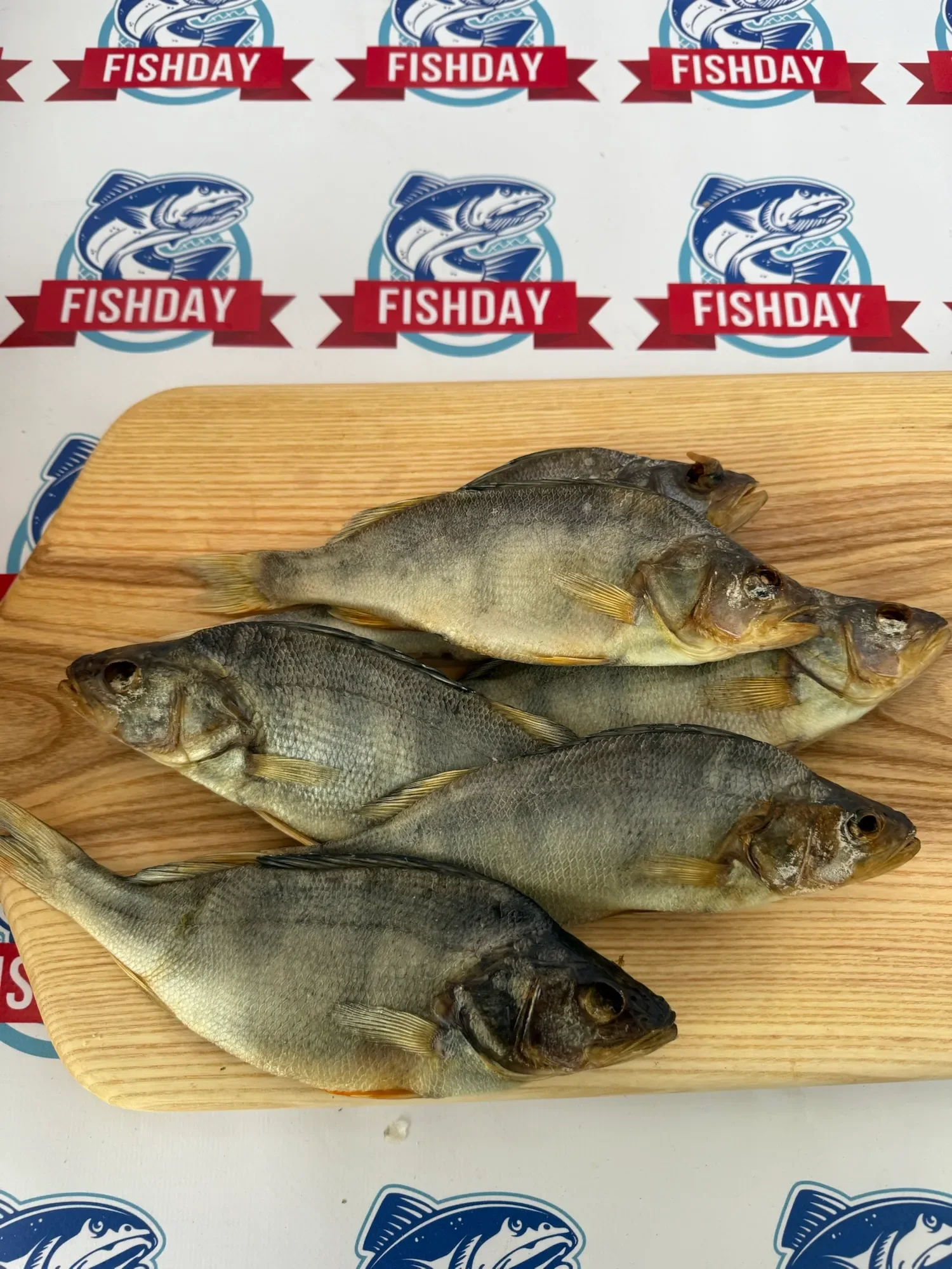 Окунь пресноводный вяленый неразделанный фото 1