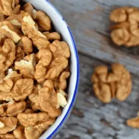 Грецкий орех бабочка