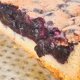 Пирог с черникой на песочном тесте