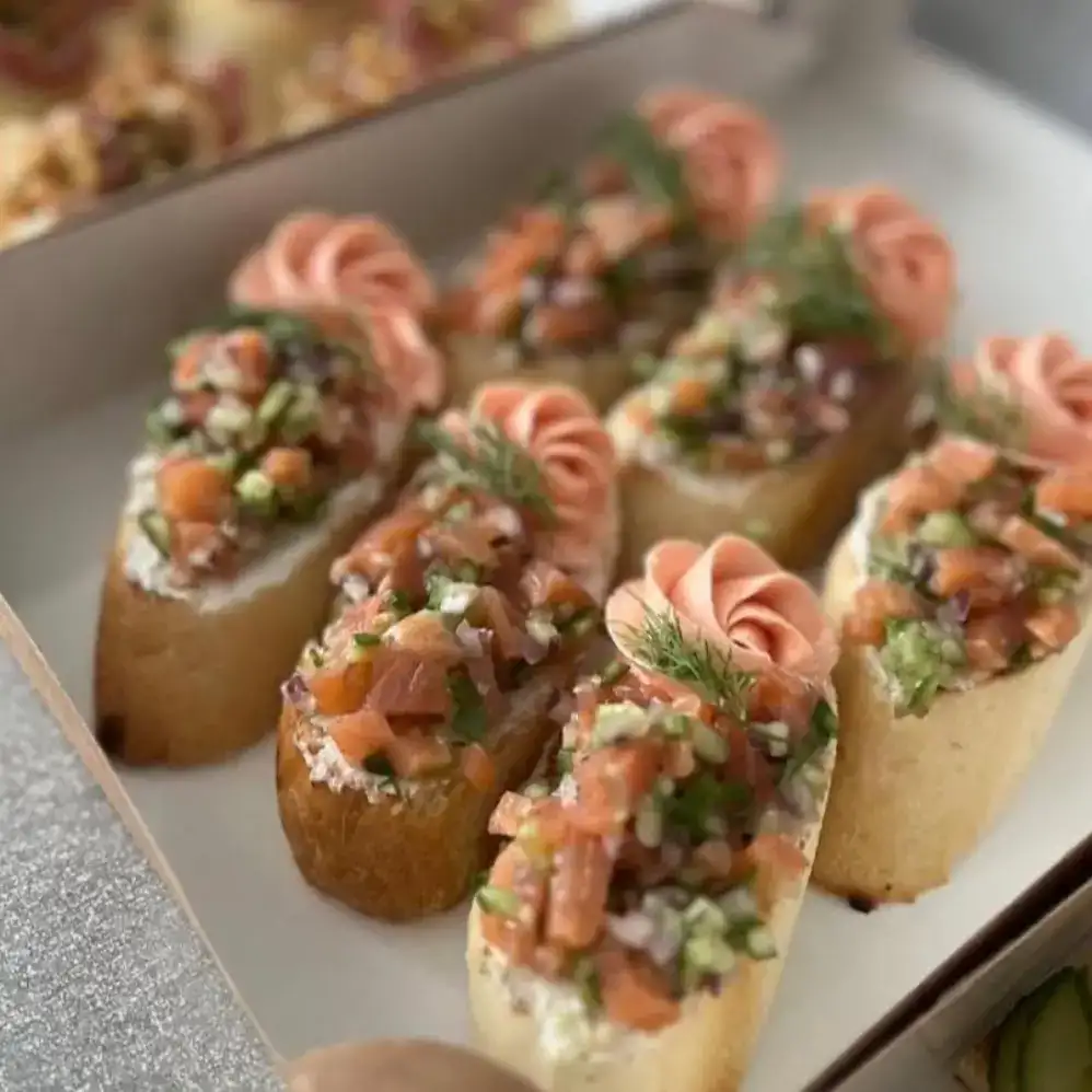 Брускетта тар-тар фото 2