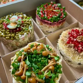 Бокс из бенто-салатов