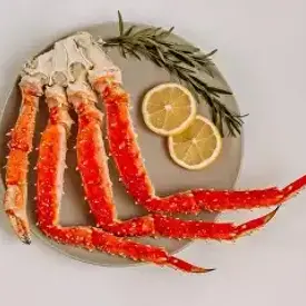 Конечности камчатского краба, приготовленные по классическому рецепту