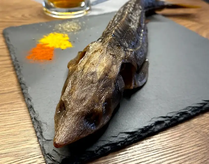 Ленский осетр горячего копчения, 0.5-1 кг