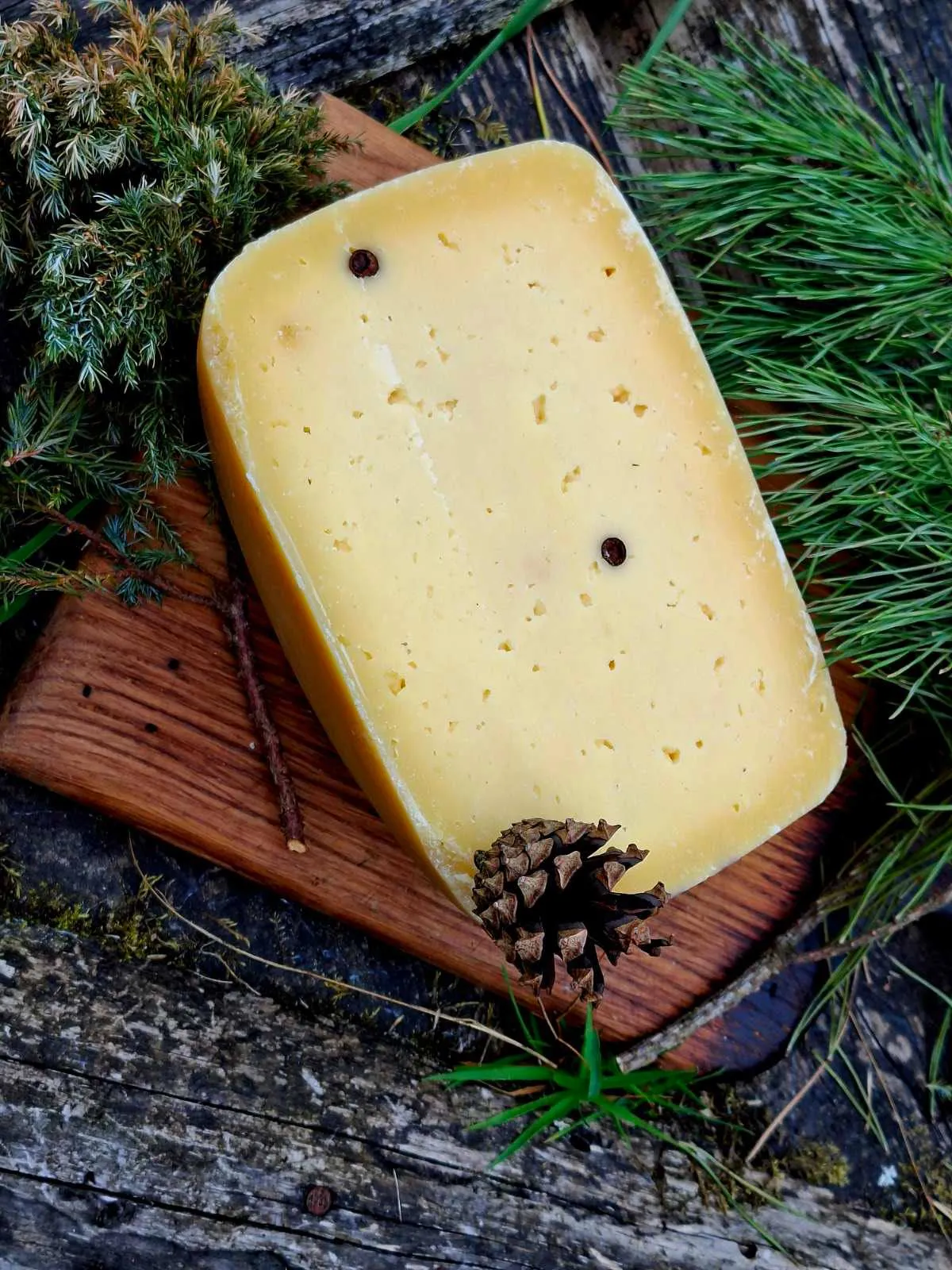 Сыр с душистым перцем, 1кг.