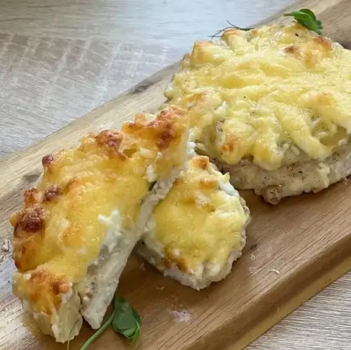 Куриное филе с ананасом