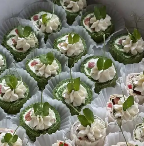 Шпинатный рулет