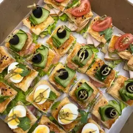 Бокс «Клаб канапе»