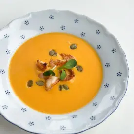Крем-суп тыквенно-кокосовый с креветками