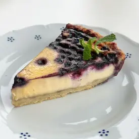 Пирог с черникой, 3 шт. (готовый продукт)