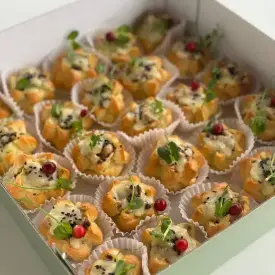 Профитроли с жульеном